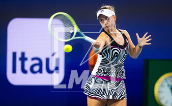 2023-03-27 - Barbora Krejcikova of the Czech Republic in action during the fourth round of the 2023 Miami Open, WTA 1000 tennis tournament on March 27, 2023 in Miami, USA - TENNIS - WTA - 2023 MIAMI OPEN - INTERNATIONALS - TENNIS