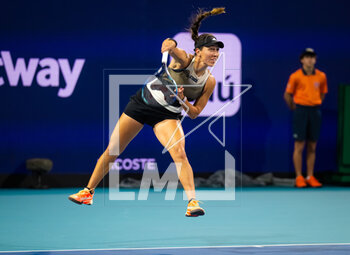 2023-03-28 - Jessica Pegula of the United States in action during the quarter-final of the 2023 Miami Open, WTA 1000 tennis tournament on March 28, 2023 in Miami, USA - TENNIS - WTA - 2023 MIAMI OPEN - INTERNATIONALS - TENNIS