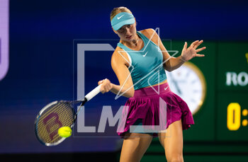 2023-03-28 - Anastasia Potapova of Russia in action during the quarter-final of the 2023 Miami Open, WTA 1000 tennis tournament on March 28, 2023 in Miami, USA - TENNIS - WTA - 2023 MIAMI OPEN - INTERNATIONALS - TENNIS