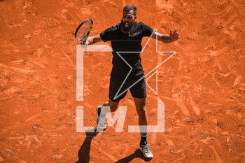 2023-04-09 - Benoit PAIRE of France celebrates his point during the Rolex Monte-Carlo, ATP Masters 1000 tennis event on April 9, 2023 at Monte-Carlo Country Club in Roquebrune Cap Martin, France - TENNIS - ROLEX MONTE CARLO MASTERS 2023 - INTERNATIONALS - TENNIS