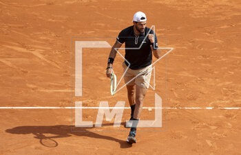 2023-04-10 - Matteo Berrettini of Italy celebrates his victory during day 2 of the Rolex Monte-Carlo Masters 2023, an ATP Masters 1000 tennis event on April 10, 2023 at Monte-Carlo Country Club in Roquebrune Cap Martin, France - TENNIS - ROLEX MONTE CARLO MASTERS 2023 - INTERNATIONALS - TENNIS