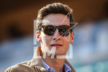 2023-04-11 - George RUSSELLL during the Rolex Monte-Carlo, ATP Masters 1000 tennis event on April 11, 2023 at Monte-Carlo Country Club in Roquebrune Cap Martin, France - TENNIS - ROLEX MONTE CARLO MASTERS 2023 - INTERNATIONALS - TENNIS