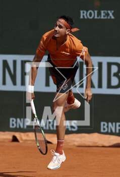 2023-04-12 - Lorenzo Sonego of Italy during day 4 of the Rolex Monte-Carlo Masters 2023, an ATP Masters 1000 tennis event on April 12, 2023 at Monte-Carlo Country Club in Roquebrune Cap Martin, France - TENNIS - ROLEX MONTE CARLO MASTERS 2023 - INTERNATIONALS - TENNIS