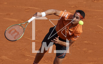 2023-04-12 - Lorenzo Sonego of Italy during day 4 of the Rolex Monte-Carlo Masters 2023, an ATP Masters 1000 tennis event on April 12, 2023 at Monte-Carlo Country Club in Roquebrune Cap Martin, France - TENNIS - ROLEX MONTE CARLO MASTERS 2023 - INTERNATIONALS - TENNIS