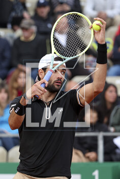 2023-04-12 - Matteo Berrettini of Italy during day 4 of the Rolex Monte-Carlo Masters 2023, an ATP Masters 1000 tennis event on April 12, 2023 at Monte-Carlo Country Club in Roquebrune Cap Martin, France - TENNIS - ROLEX MONTE CARLO MASTERS 2023 - INTERNATIONALS - TENNIS