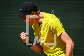 2023-04-13 - Jannik SINNER of Italia celebrates his point during the Rolex Monte-Carlo, ATP Masters 1000 tennis event on April 13, 2023 at Monte-Carlo Country Club in Roquebrune Cap Martin, France - TENNIS - ROLEX MONTE CARLO MASTERS 2023 - INTERNATIONALS - TENNIS