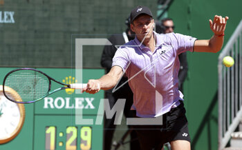 2023-04-13 - Hubert Hurkacz of Poland during day 5 of the Rolex Monte-Carlo Masters 2023, an ATP Masters 1000 tennis event on April 13, 2023 at Monte-Carlo Country Club in Roquebrune Cap Martin, France - TENNIS - ROLEX MONTE CARLO MASTERS 2023 - INTERNATIONALS - TENNIS