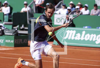2023-04-14 - Daniil Medvedev of Russia during day 6 of the Rolex Monte-Carlo Masters 2023, an ATP Masters 1000 tennis event on April 14, 2023 at Monte-Carlo Country Club in Roquebrune Cap Martin, France - TENNIS - ROLEX MONTE CARLO MASTERS 2023 - INTERNATIONALS - TENNIS