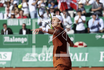 2023-04-14 - Holger Rune of Denmark celebrates his victory against Daniil Medvedev of Russia during day 6 of the Rolex Monte-Carlo Masters 2023, an ATP Masters 1000 tennis event on April 14, 2023 at Monte-Carlo Country Club in Roquebrune Cap Martin, France - TENNIS - ROLEX MONTE CARLO MASTERS 2023 - INTERNATIONALS - TENNIS