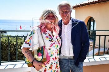 2023-04-16 - Bjorn BORG with his girlfriend Patricia OSTFELDT during the Rolex Monte-Carlo, ATP Masters 1000 tennis event on April 16, 2023 at Monte-Carlo Country Club in Roquebrune Cap Martin, France - TENNIS - ROLEX MONTE CARLO MASTERS 2023 - INTERNATIONALS - TENNIS