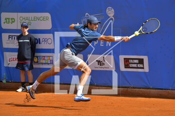 2023-04-25 - Alexander Weis (ITA) ATP Challenger Roma Garden Open 2023 Round of 16 on April 25,2023 at Garden Tennis Club in Rome, Italy - ATP CHALLANGER ROMA GARDEN - ROUND OF SIXTEEN - INTERNATIONALS - TENNIS