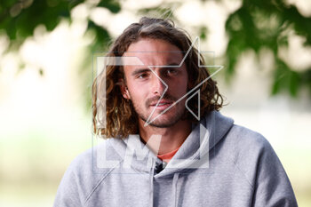 2023-04-25 - Stefanos Tsitsipas of Greece talks to the media during the Mutua Madrid Open 2023, Masters 1000 tennis tournament on April 25, 2023 at Caja Magica in Madrid, Spain - TENNIS - MUTUA MADRID OPEN 2023 - INTERNATIONALS - TENNIS
