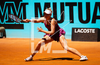 2023-04-26 - Brenda Fruhvirtova of the Czech Republic in action during the first round of the Mutua Madrid Open 2023, Masters 1000 tennis tournament on April 26, 2023 at Caja Magica in Madrid, Spain - TENNIS - MUTUA MADRID OPEN 2023 - INTERNATIONALS - TENNIS