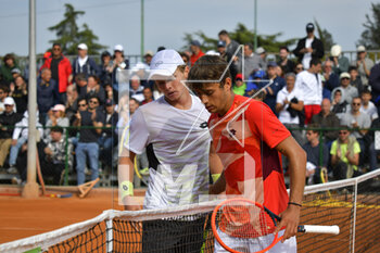 2023-04-29 - Jesper De Jong (NED) and Flavio Cobolli (ITA) at the end of their match ATP Challenger Roma Garden Open 2023 Mens'S Singles Semifinals on April 29,2023 at Garden Tennis Club in Rome, Italy - SEMIFINALS - ATP CHALLANGER ROMA GARDEN - INTERNATIONALS - TENNIS