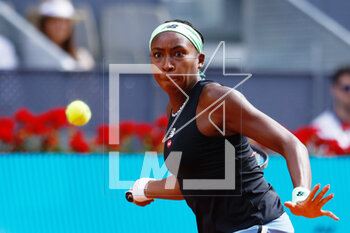 2023-04-29 - Coco Gauff of United States in action against Paula Badosa of Spain during the Mutua Madrid Open 2023, Masters 1000 tennis tournament on April 29, 2023 at Caja Magica in Madrid, Spain - TENNIS - MUTUA MADRID OPEN 2023 - INTERNATIONALS - TENNIS