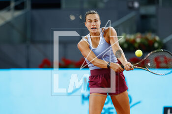 2023-04-29 - Aryna Zabalenka of Belarus in action against Camila Osorio of Colombia during the Mutua Madrid Open 2023, Masters 1000 tennis tournament on April 29, 2023 at Caja Magica in Madrid, Spain - TENNIS - MUTUA MADRID OPEN 2023 - INTERNATIONALS - TENNIS