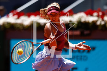 2023-05-01 - Mirra Andreeva of Russia in action against Aryna Sabalenka of Belarus during the Mutua Madrid Open 2023, Masters 1000 tennis tournament on May 1, 2023 at Caja Magica in Madrid, Spain - TENNIS - MUTUA MADRID OPEN 2023 - INTERNATIONALS - TENNIS