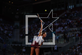 2023-05-06 - Aryna Sabalenka (Blr) defeated Iga Swiatek (Pol) during the Mutua Madrid Open 2023, Masters 1000 tennis tournament on May 6, 2023 at Caja Magica in Madrid, Spain - TENNIS - MUTUA MADRID OPEN 2023 - INTERNATIONALS - TENNIS