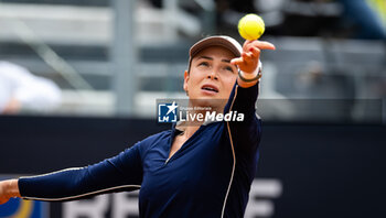 2023-05-16 - Donna Vekic of Croatia in action during the fourth round of the 2023 Internazionali BNL d’Italia, Masters 1000 tennis tournament on May 16, 2023 at Foro Italico in Rome, Italy - TENNIS - 2023 INTERNAZIONALI BNL D'ITALIA - INTERNATIONALS - TENNIS