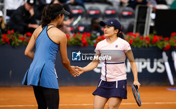 2023-05-17 - Ena Shibahara of Japan & Shuko Aoyama of Japan in action during the doubles quarter-final of the 2023 Internazionali BNL d’Italia, Masters 1000 tennis tournament on May 17, 2023 at Foro Italico in Rome, Italy - TENNIS - 2023 INTERNAZIONALI BNL D'ITALIA - INTERNATIONALS - TENNIS