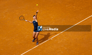 2023-05-19 - Veronika Kudermetova of Russia in action against Anhelina Kalinina of Ukraine during the semi-final of the 2023 Internazionali BNL d’Italia, Masters 1000 tennis tournament on May 19, 2023 at Foro Italico in Rome, Italy - TENNIS - 2023 INTERNAZIONALI BNL D'ITALIA - INTERNATIONALS - TENNIS