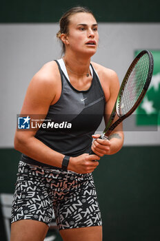 2023-05-23 - Aryna SABALENKA of Belarus during a training session of Roland-Garros 2023, Grand Slam tennis tournament, Previews on May 23, 2023 at Roland-Garros stadium in Paris, France - TENNIS - ROLAND GARROS 2023 - PREVIEWS - INTERNATIONALS - TENNIS