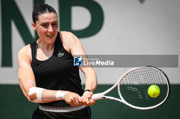 2023-05-23 - Elsa JACQUEMOT of France during the second qualifying day of Roland-Garros 2023, Grand Slam tennis tournament, Previews on May 23, 2023 at Roland-Garros stadium in Paris, France - TENNIS - ROLAND GARROS 2023 - PREVIEWS - INTERNATIONALS - TENNIS