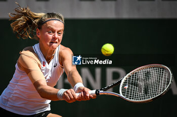 2023-05-26 - Alice ROBBE of France during the fifth qualifying day of Roland-Garros 2023, Grand Slam tennis tournament, Previews on May 26, 2023 at Roland-Garros stadium in Paris, France - TENNIS - ROLAND GARROS 2023 - PREVIEWS - INTERNATIONALS - TENNIS