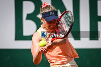 2023-05-26 - Fiona FERRO of France during the fifth qualifying day of Roland-Garros 2023, Grand Slam tennis tournament, Previews on May 26, 2023 at Roland-Garros stadium in Paris, France - TENNIS - ROLAND GARROS 2023 - PREVIEWS - INTERNATIONALS - TENNIS