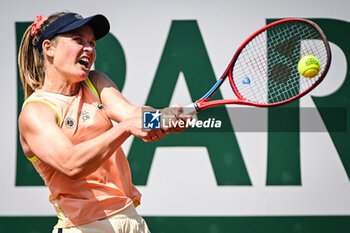 2023-05-26 - Fiona FERRO of France during the fifth qualifying day of Roland-Garros 2023, Grand Slam tennis tournament, Previews on May 26, 2023 at Roland-Garros stadium in Paris, France - TENNIS - ROLAND GARROS 2023 - PREVIEWS - INTERNATIONALS - TENNIS