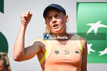 2023-05-26 - Fiona FERRO of France celebrates his point during the fifth qualifying day of Roland-Garros 2023, Grand Slam tennis tournament, Previews on May 26, 2023 at Roland-Garros stadium in Paris, France - TENNIS - ROLAND GARROS 2023 - PREVIEWS - INTERNATIONALS - TENNIS