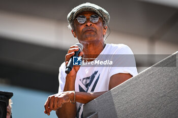 2023-05-27 - French singer and former tennis player Yannick NOAH performs on stage during a concert at Roland-Garros 2023, Grand Slam tennis tournament, Previews on May 27, 2023 at Roland-Garros stadium in Paris, France - TENNIS - ROLAND GARROS 2023 - PREVIEWS - INTERNATIONALS - TENNIS