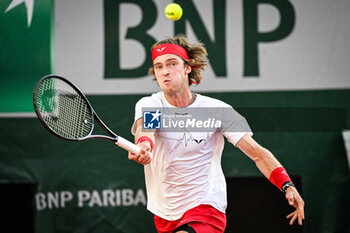 2023-05-28 - Andrey RUBLEV of Russia during the first day of Roland-Garros 2023, Grand Slam tennis tournament, on May 28, 2023 at Roland-Garros stadium in Paris, France - TENNIS - ROLAND GARROS 2023 - WEEK 1 - INTERNATIONALS - TENNIS