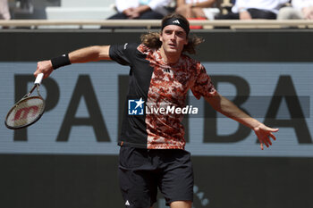 2023-05-28 - Stefanos Tsitsipas of Greece during day 1 of the 2023 French Open, Roland-Garros 2023, second Grand Slam tennis tournament of the year, on May 28, 2023 at stade Roland-Garros in Paris, France - TENNIS - ROLAND GARROS 2023 - WEEK 1 - INTERNATIONALS - TENNIS