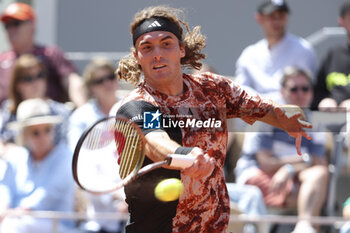 2023-05-28 - Stefanos Tsitsipas of Greece during day 1 of the 2023 French Open, Roland-Garros 2023, second Grand Slam tennis tournament of the year, on May 28, 2023 at stade Roland-Garros in Paris, France - TENNIS - ROLAND GARROS 2023 - WEEK 1 - INTERNATIONALS - TENNIS