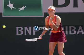 2023-05-28 - Elise Mertens of Belgium during day 1 of the 2023 French Open, Roland-Garros 2023, second Grand Slam tennis tournament of the year, on May 28, 2023 at stade Roland-Garros in Paris, France - TENNIS - ROLAND GARROS 2023 - WEEK 1 - INTERNATIONALS - TENNIS