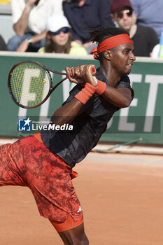 2023-05-28 - Mikael Ymer of Sweden during day 1 of the 2023 French Open, Roland-Garros 2023, second Grand Slam tennis tournament of the year, on May 28, 2023 at stade Roland-Garros in Paris, France - TENNIS - ROLAND GARROS 2023 - WEEK 1 - INTERNATIONALS - TENNIS