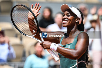 2023-05-29 - Sloane STEPHENS of United States celebrates his victory during the second day of Roland-Garros 2023, Grand Slam tennis tournament, on May 29, 2023 at Roland-Garros stadium in Paris, France - TENNIS - ROLAND GARROS 2023 - WEEK 1 - INTERNATIONALS - TENNIS