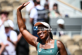 2023-05-29 - Sloane STEPHENS of United States celebrates his victory during the second day of Roland-Garros 2023, Grand Slam tennis tournament, on May 29, 2023 at Roland-Garros stadium in Paris, France - TENNIS - ROLAND GARROS 2023 - WEEK 1 - INTERNATIONALS - TENNIS