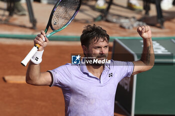 2023-05-29 - Stan Wawrinka of Switzerland celebrates his victory during day 2 of the 2023 French Open, Roland-Garros 2023, second Grand Slam tennis tournament of the year, on May 29, 2023 at stade Roland-Garros in Paris, France - TENNIS - ROLAND GARROS 2023 - WEEK 1 - INTERNATIONALS - TENNIS
