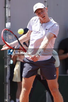 2023-05-29 - Denis Shapovalov of Canada during day 2 of the 2023 French Open, Roland-Garros 2023, second Grand Slam tennis tournament of the year, on May 29, 2023 at stade Roland-Garros in Paris, France - TENNIS - ROLAND GARROS 2023 - WEEK 1 - INTERNATIONALS - TENNIS