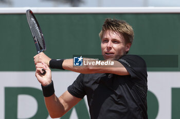 2023-05-29 - Ilya Ivashka of Russia during day 2 of the 2023 French Open, Roland-Garros 2023, second Grand Slam tennis tournament of the year, on May 29, 2023 at stade Roland-Garros in Paris, France - TENNIS - ROLAND GARROS 2023 - WEEK 1 - INTERNATIONALS - TENNIS
