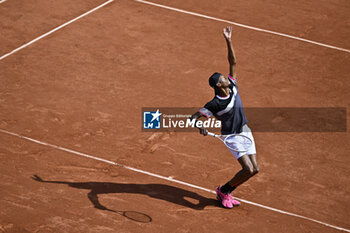 2023-05-30 - Christopher Eubanks during the French Open, Grand Slam tennis tournament on May 30, 2023 at Roland Garros stadium in Paris, France - TENNIS - ROLAND GARROS 2023 - WEEK 1 - INTERNATIONALS - TENNIS