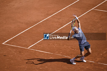 2023-05-30 - Holger Rune of Denmark during the French Open, Grand Slam tennis tournament on May 30, 2023 at Roland Garros stadium in Paris, France - TENNIS - ROLAND GARROS 2023 - WEEK 1 - INTERNATIONALS - TENNIS