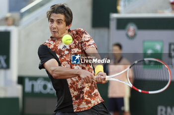 2023-05-31 - Alexander Shevchenko of Russia during day 4 of the 2023 French Open, Roland-Garros 2023, second Grand Slam tennis tournament of the year, on May 31, 2023 at Stade Roland-Garros in Paris, France - TENNIS - ROLAND GARROS 2023 - WEEK 1 - INTERNATIONALS - TENNIS