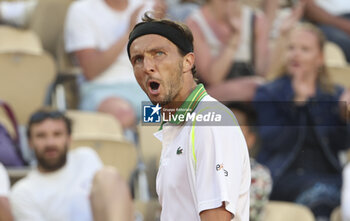 2023-06-01 - Arthur Rinderknech of France during day 5 of the 2023 French Open, Roland-Garros 2023, second Grand Slam tennis tournament of the year, on June 1, 2023 at Stade Roland-Garros in Paris, France - TENNIS - ROLAND GARROS 2023 - WEEK 1 - INTERNATIONALS - TENNIS