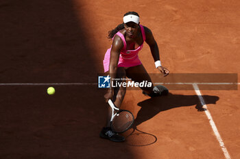 2023-06-02 - Sloane Stephens of USA during day 6 of the 2023 French Open, Roland-Garros 2023, second Grand Slam tennis tournament of the year, on June 2, 2023 at Stade Roland-Garros in Paris, France - TENNIS - ROLAND GARROS 2023 - WEEK 1 - INTERNATIONALS - TENNIS