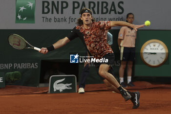 2023-06-04 - Stefanos Tsitsipas of Greece during day 8 of the 2023 French Open, Roland-Garros 2023, second Grand Slam tennis tournament of the year, on June 4, 2023 at Stade Roland-Garros in Paris, France - TENNIS - ROLAND GARROS 2023 - WEEK 1 - INTERNATIONALS - TENNIS