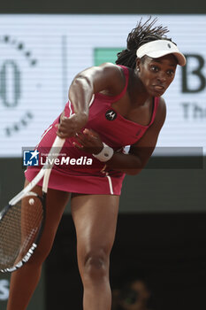 2023-06-04 - Sloane Stephens of USA during day 8 of the 2023 French Open, Roland-Garros 2023, second Grand Slam tennis tournament of the year, on June 4, 2023 at Stade Roland-Garros in Paris, France - TENNIS - ROLAND GARROS 2023 - WEEK 1 - INTERNATIONALS - TENNIS