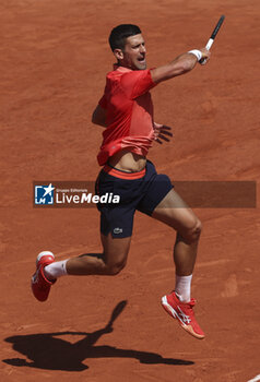 2023-06-04 - Novak Djokovic of Serbia during day 8 of the 2023 French Open, Roland-Garros 2023, second Grand Slam tennis tournament of the year, on June 4, 2023 at Stade Roland-Garros in Paris, France - TENNIS - ROLAND GARROS 2023 - WEEK 1 - INTERNATIONALS - TENNIS